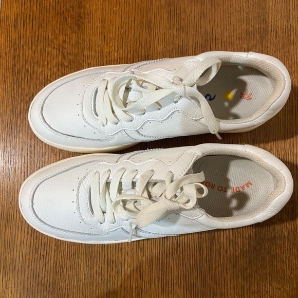 Soludos Women's Leather Roma Sneaker White Neutral Everyday Travel Commuting - Picture 10 of 11